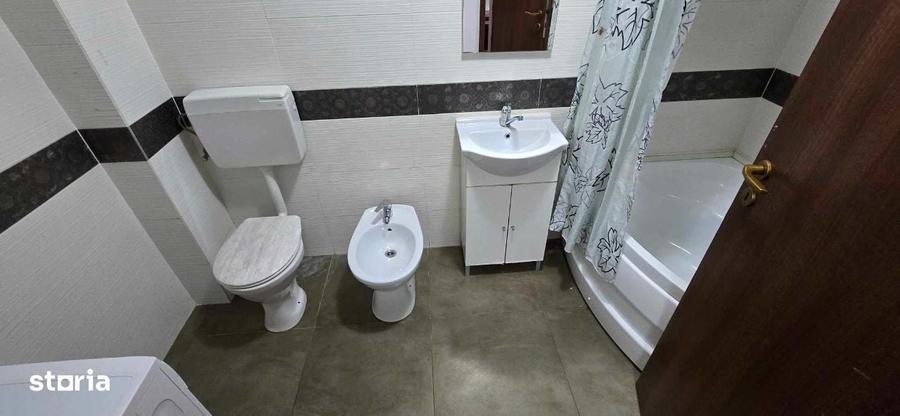 Apartament cu 3 camere în Nufărul