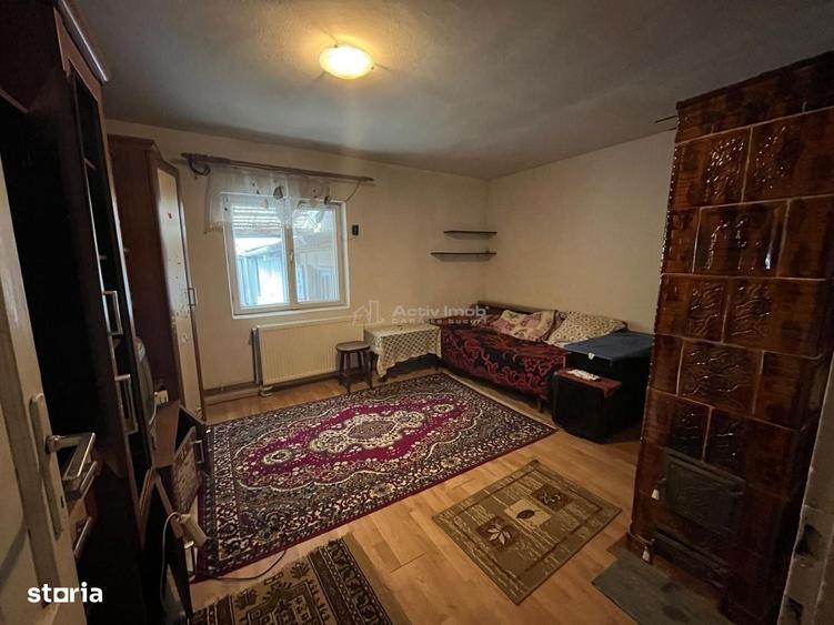 Casă cu 3 camere în Central