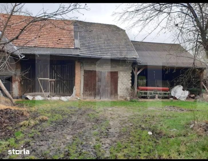 Casă cu 2 camere cu Teren 1426 Mp în Dalnic