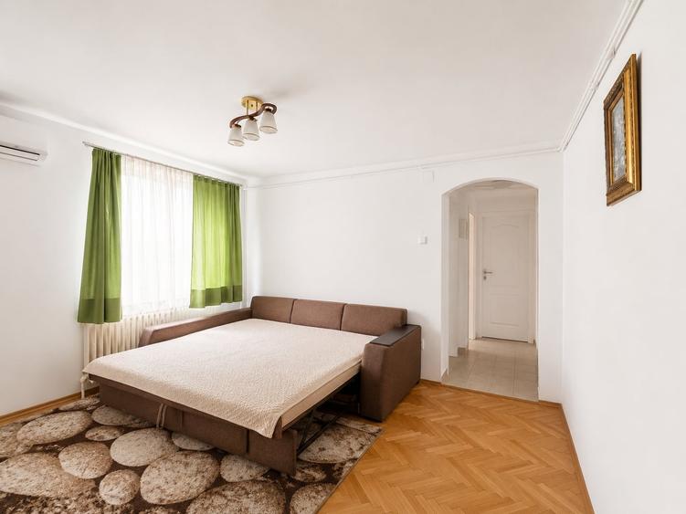 Apartament cu 2 camere semidecomandat, mobilat în Gheorgheni