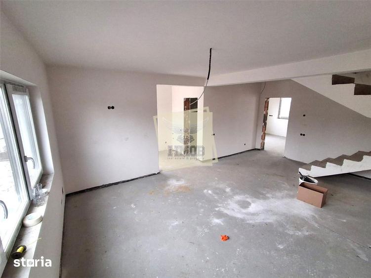 Casă cu 4 camere cu Teren 300 Mp în Central
