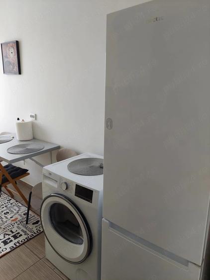 Apartament cu 2 camere decomandat în Roșu