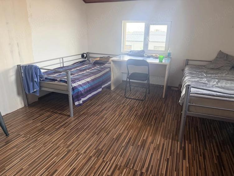 Casă cu 4 camere cu Teren 2300 Mp în Torontalului