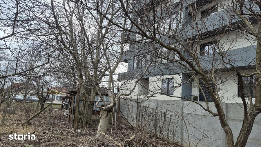 Teren de 2000 mp, în Cumpăna