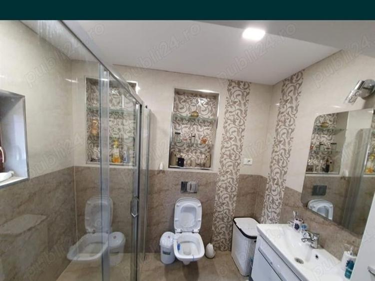 Casă individuală cu 4 camere cu Teren 390 Mp în Bariera Vâlcii