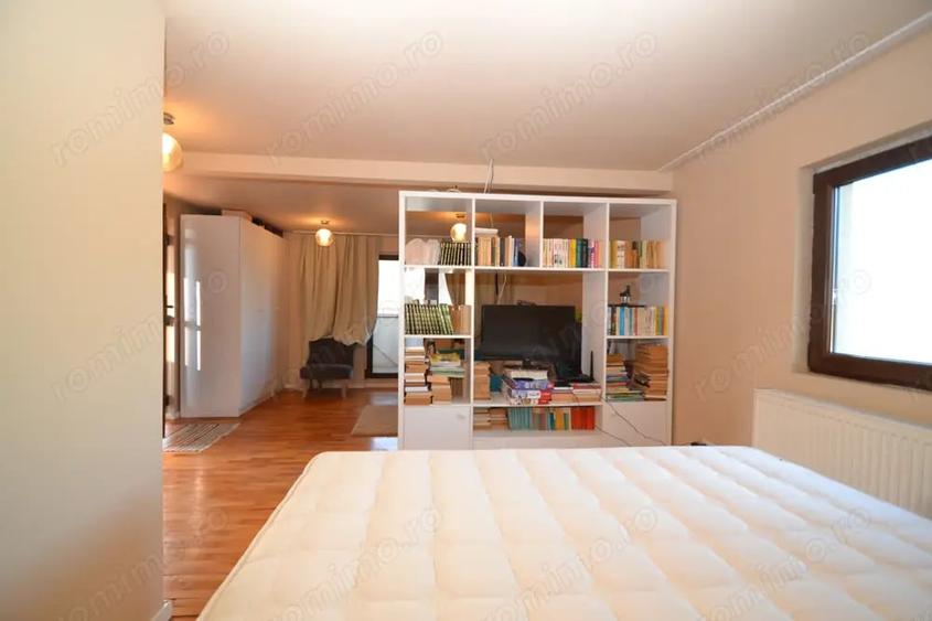 Casă cu 5 camere cu Piscina în Becicherecu Mic