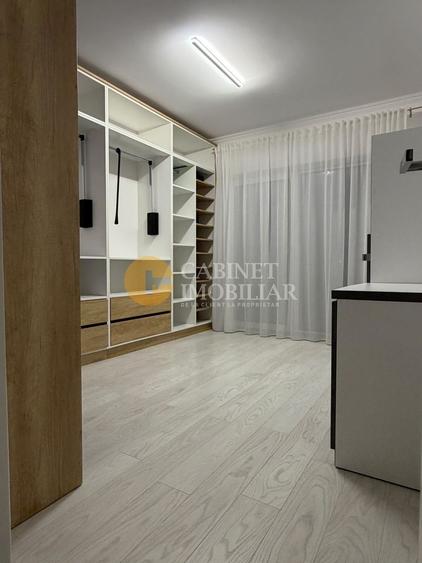 Casă individuală cu 4 camere cu Canalizare în Valea Adâncă
