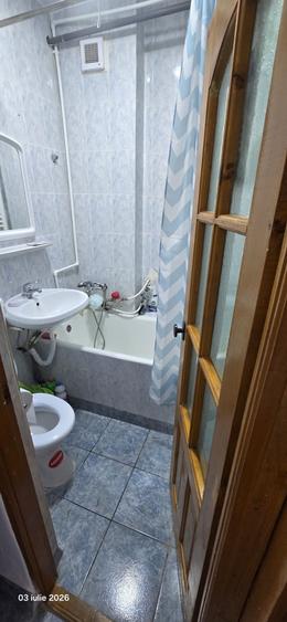 Garsonieră decomandată în Complex Studențesc