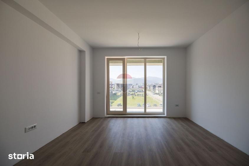 Apartament cu 3 camere în Tractorul