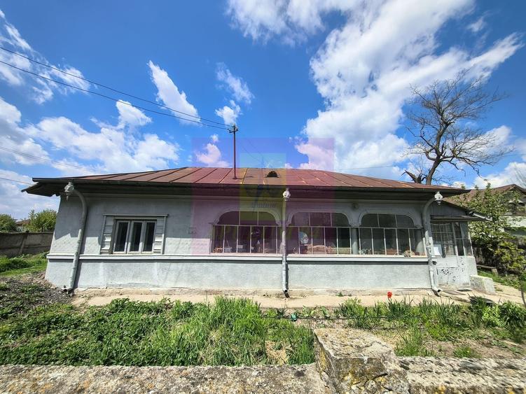 Teren Construcții intravilan de 500 mp, în Poșta