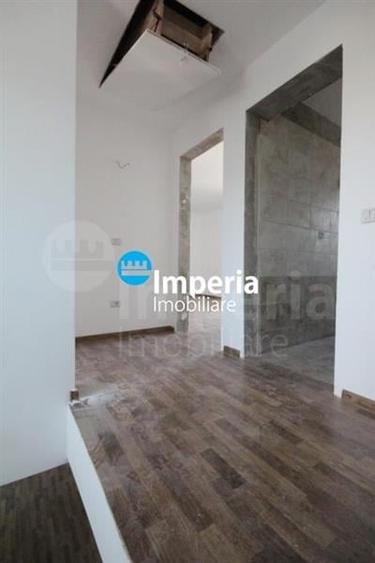 Casă individuală cu 3 camere cu Teren 230 Mp în Balciu