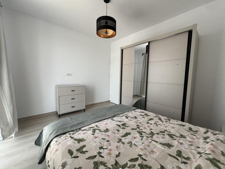 Apartament cu 2 camere decomandat, mobilat în Freidorf