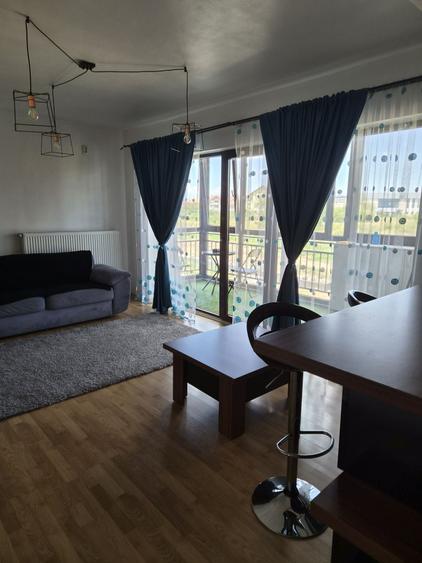 Apartament cu 2 camere decomandat în Smeura