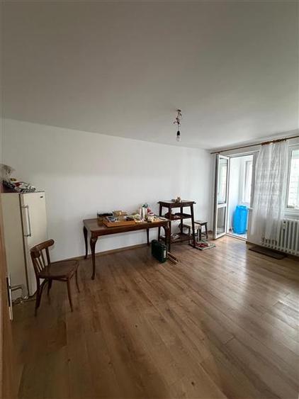 Vanzare apartament 3 camere total renovat Obor - 1