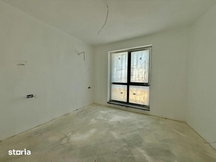 Apartament cu 3 camere decomandat în Ștefan cel Mare