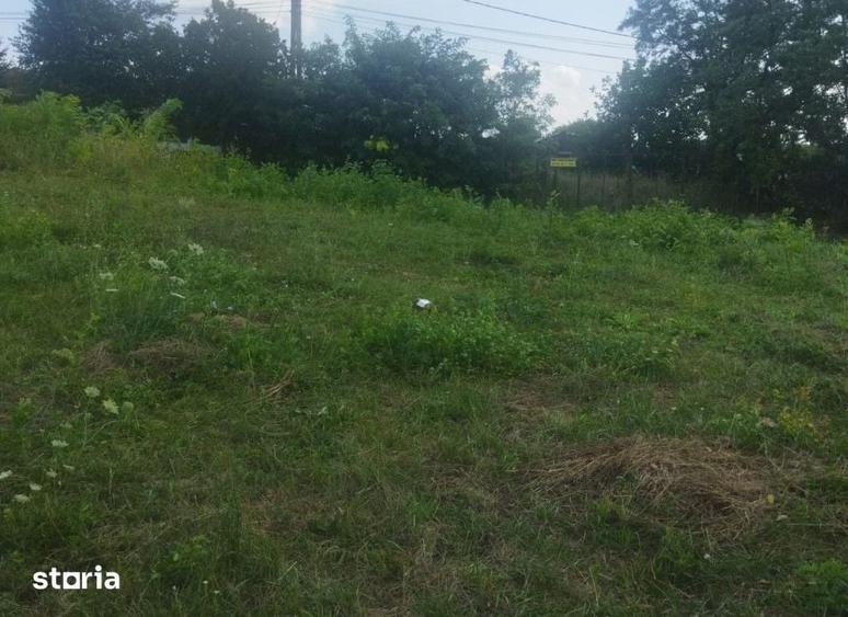 Teren de 562 mp, în Bârnova