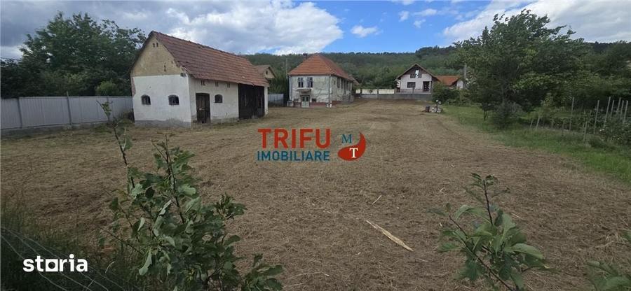 Casă cu 3 camere cu Teren 1084 Mp în Ciugud