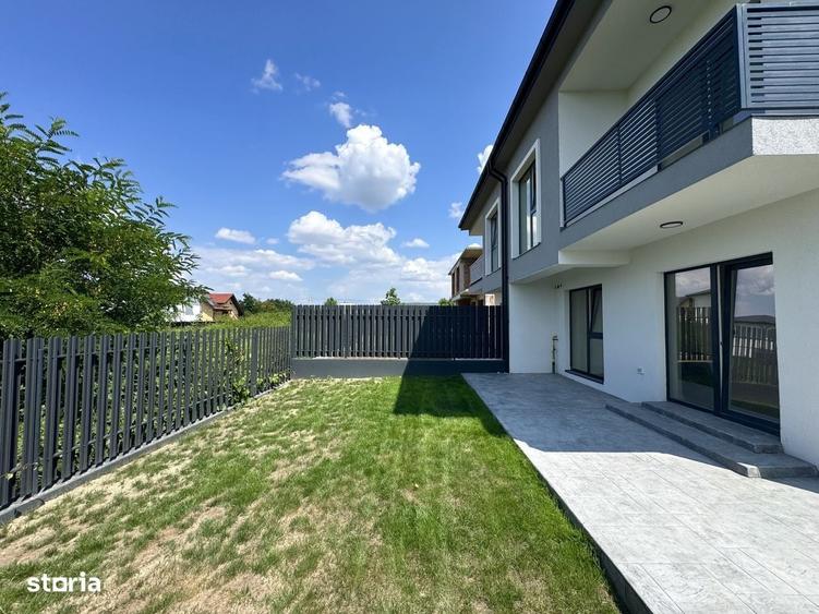 Casă cu 4 camere în Bucium