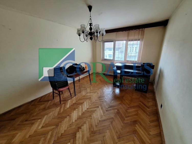 Apartament cu 2 camere decomandat, mobilat în Fabric