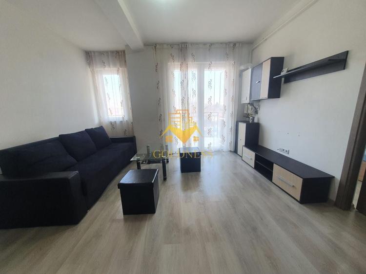 Apartament cu 3 camere semidecomandat, mobilat în Iris