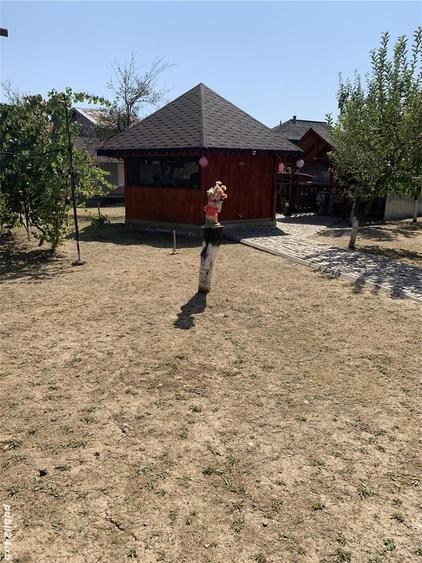 Casă cu Teren 240 Mp în Moreni