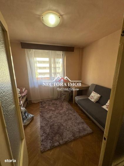 Apartament cu 3 camere decomandat în Ultracentral