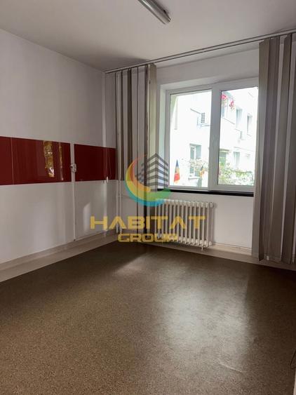Apartament cu 4 camere decomandat în Dristor