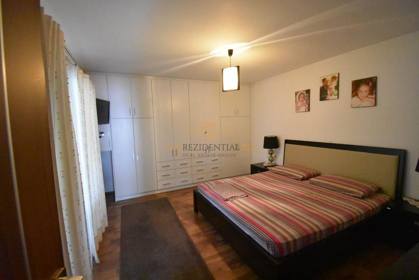Duplex cu 4 camere cu Canalizare în 1 Decembrie