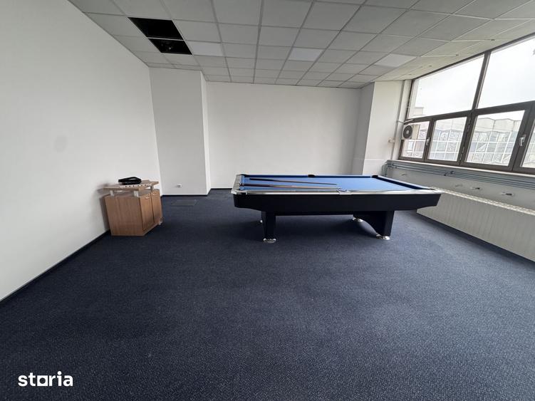 Spațiu comercial, de 400 mp, în Calea București
