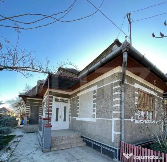Casă cu 3 camere cu Teren 580 Mp în Central