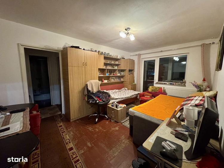Apartament cu 2 camere semidecomandat în Aurel Vlaicu