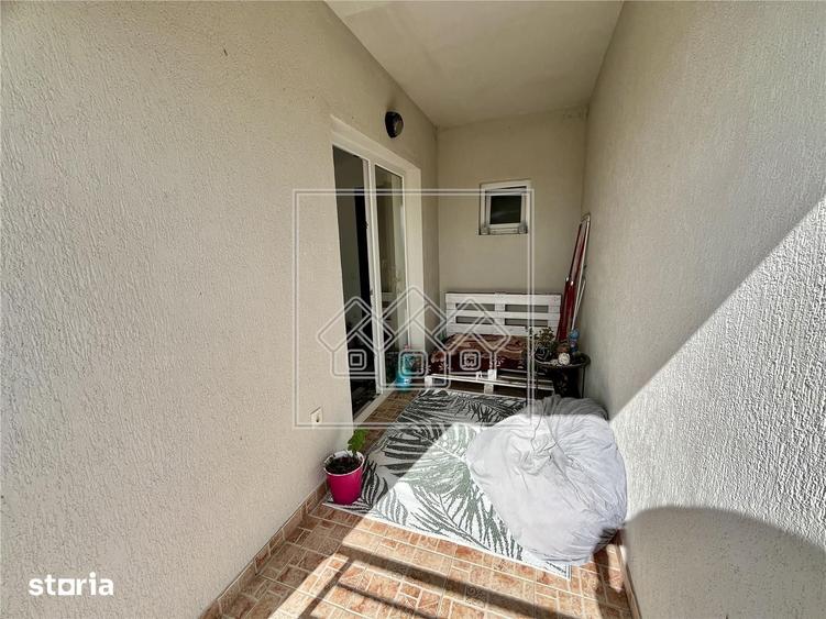Apartament cu 5 camere decomandat în Central