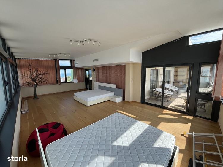 Apartament cu 4 camere în Central