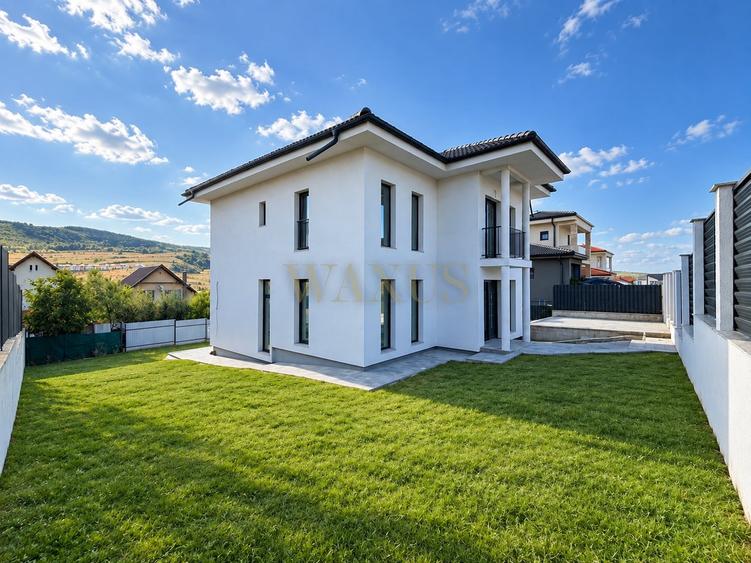 Casă individuală cu 4 camere cu Canalizare în Chinteni