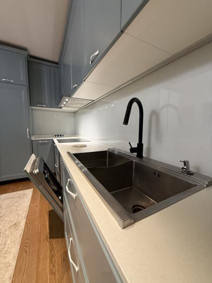 Apartament cu 4 camere, mobilat în Domenii