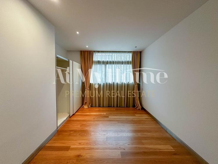Apartament cu 4 camere decomandat, mobilat în Kiseleff