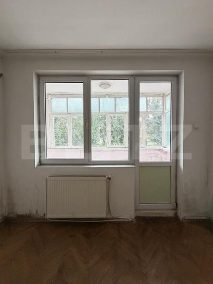 Apartament cu 2 camere decomandat în Vest