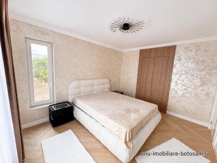 Casă cu 4 camere cu Teren 250 Mp în Periferie