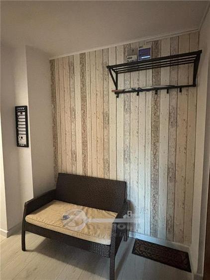 Apartament cu 2 camere decomandat în Nicolina