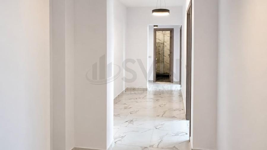 Apartament cu 3 camere decomandat în Titulescu