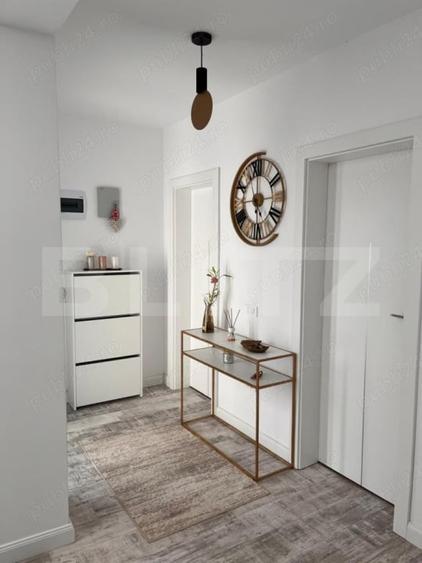 Casă individuală cu 4 camere cu Canalizare în Exterior Est