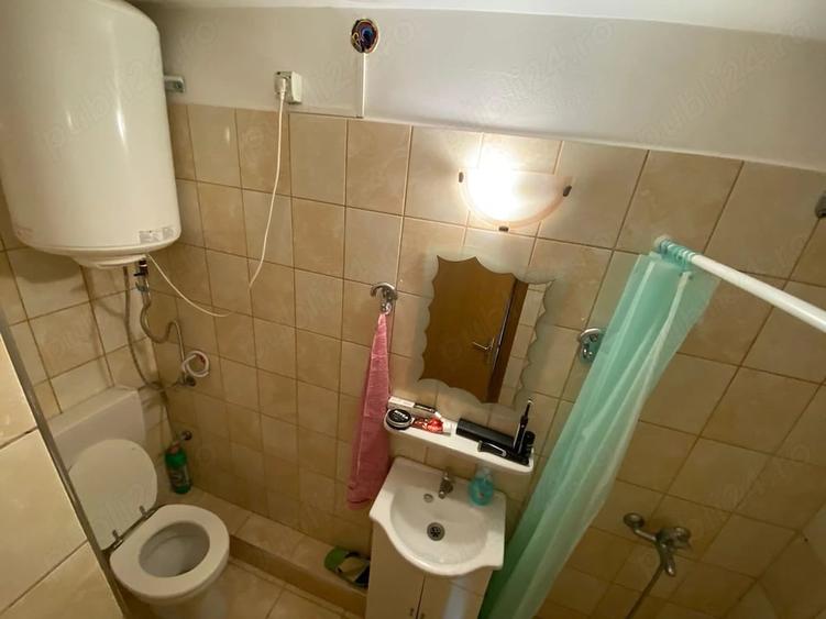 Garsonieră decomandată în Elisabetin