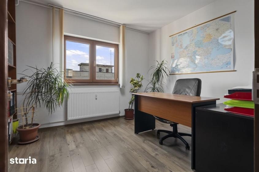 Apartament cu 4 camere decomandat în Rahova