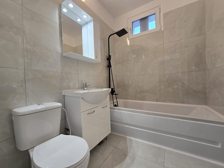 Apartament cu 2 camere semidecomandat, mobilat în 1 Mai