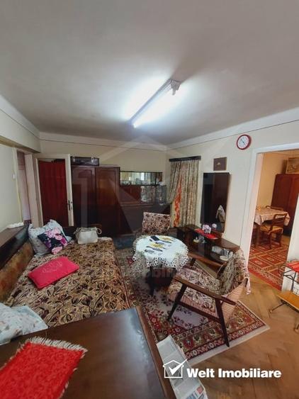 Apartament cu 2 camere semidecomandat, mobilat în Central