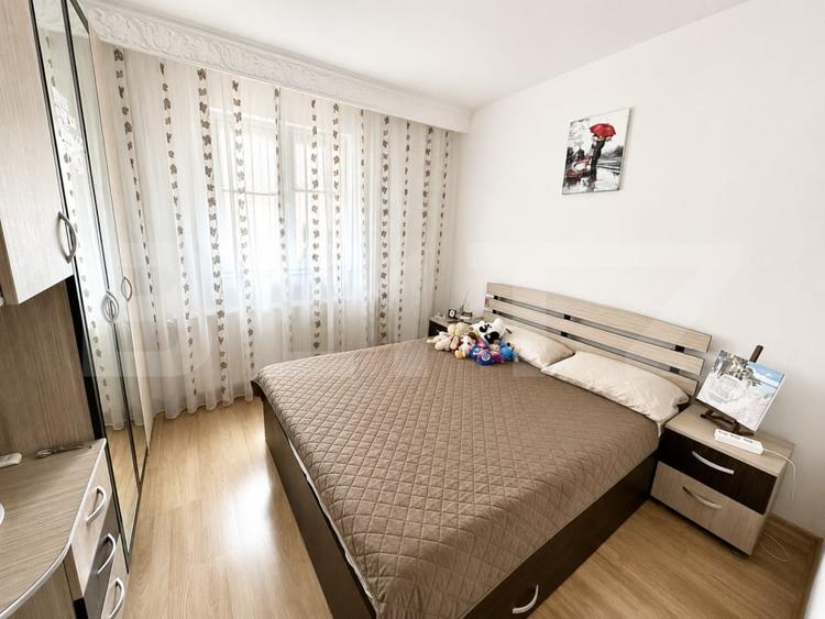 Apartament cu 2 camere semidecomandat, mobilat în Cetate