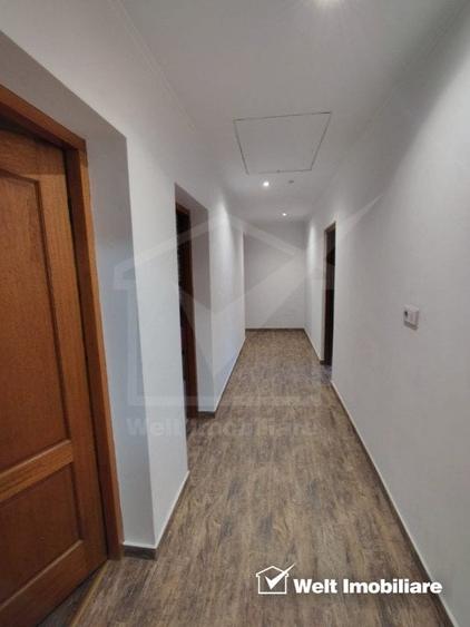 Casă individuală cu 7 camere cu Garaj în Florești
