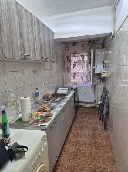 Garsonieră decomandată în Gorjului