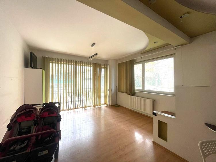 Apartament cu 2 camere decomandat în Andrei Mureșanu