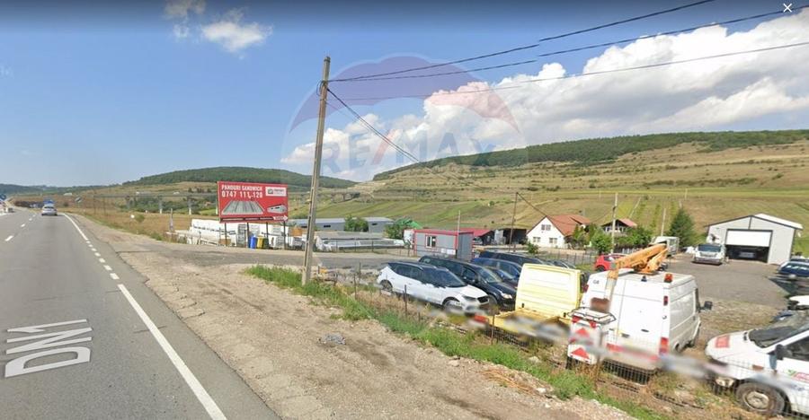 Teren Construcții intravilan de 10000 mp, în Vâlcele